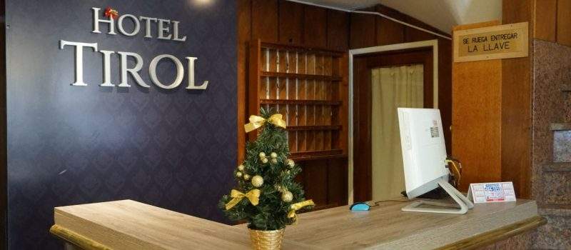 Recepcion Hotel Tirol Mar Del Plata Buenos Aires