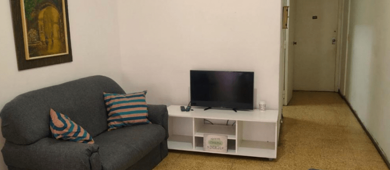 Alquiler de Departamento 3 Ambientes Con Balcón A La Calle 2 Cuadras De La Playa en Mar del Plata Buenos Aires Argentina