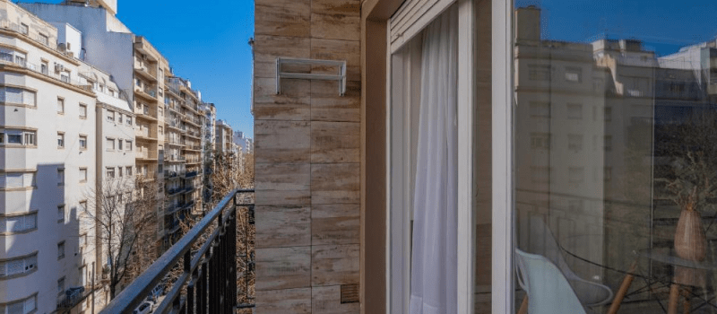 Captura De Pantalla Alquiler Berlina Hermoso Ambiente C Balcon A La Calle Mar Del Plata Buenos Aires