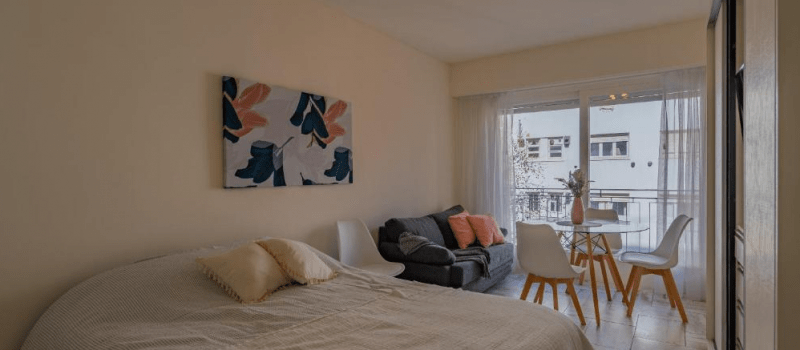 Alquiler de Departamento Berlina Hermoso Ambiente C/balcón A La Calle en Mar del Plata Buenos Aires Argentina