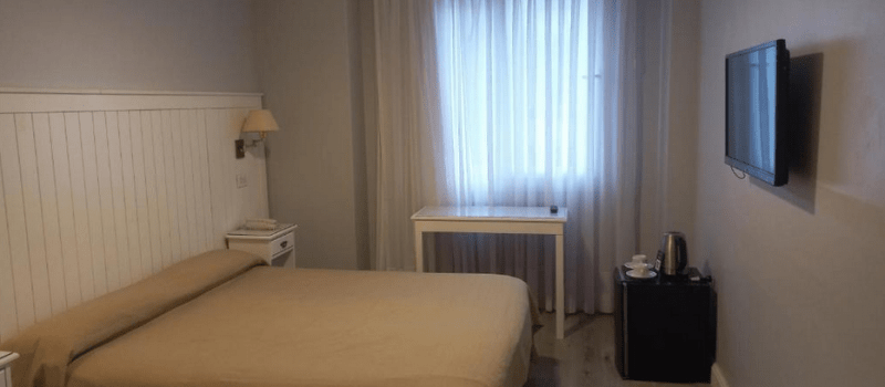 Captura De Pantalla Hotel Santiago Del Estero 1649 Mar Plata Buenos Aires